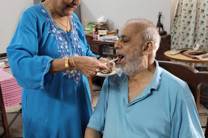How to Create a Daily Routine for Seniors That Improves Mental & Physical Health