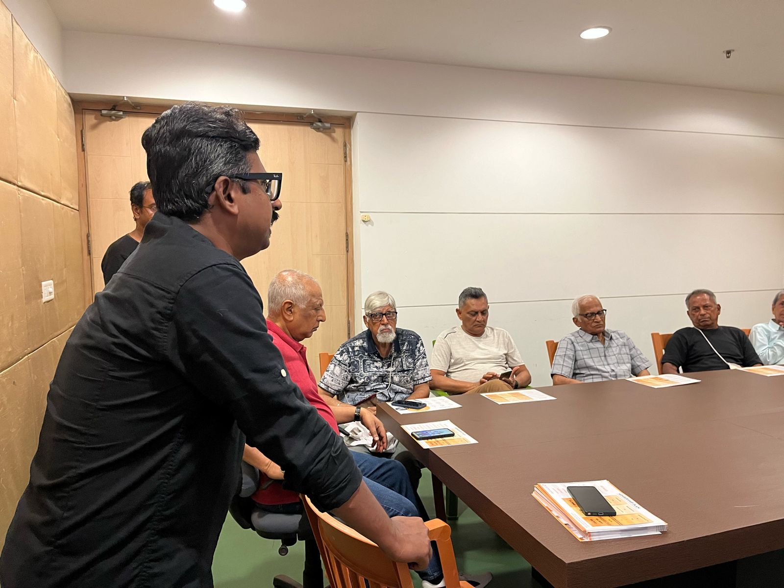 How Technology is Transforming Elder Care in India: From Remote Monitoring to Smart Homes