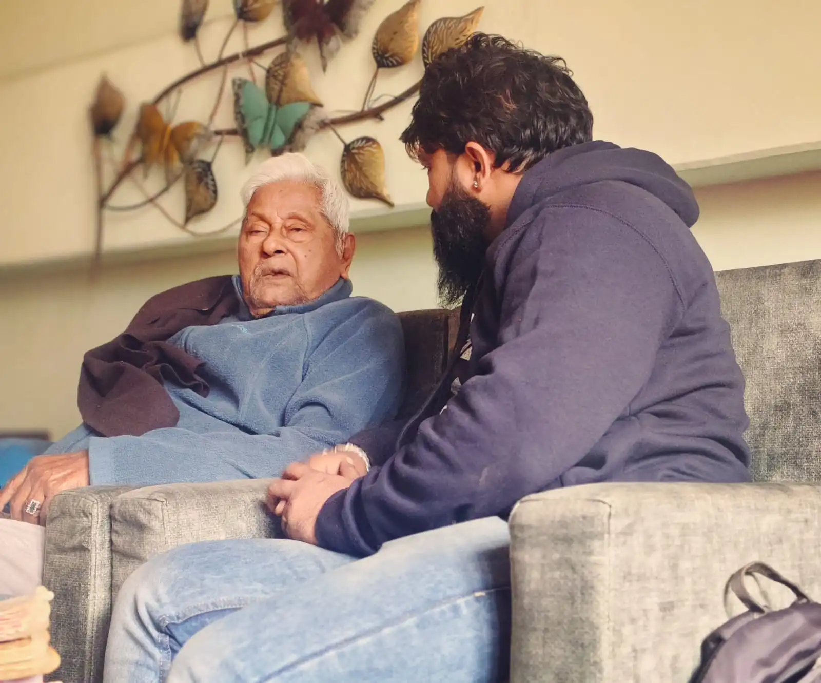 Digital Safety for Seniors: Protecting Elderly Loved Ones from Online Fraud & Scams